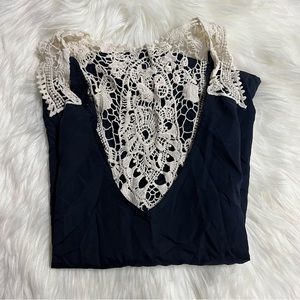 Women’s Crochet Tunic